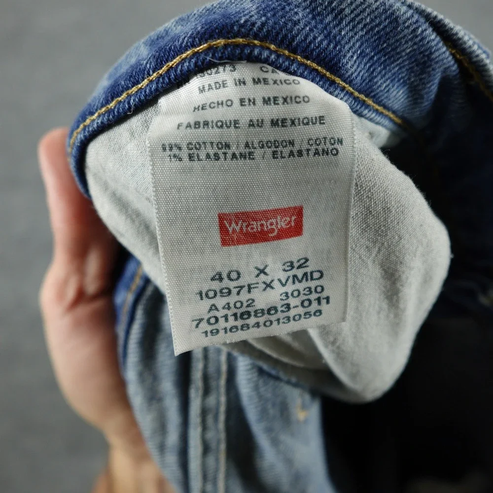 Wrangler Jeans Mens 40x32‎ Blue Premium Quality Straight Leg Comfort Stretch